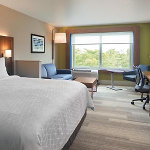 King Suite Disability Access
